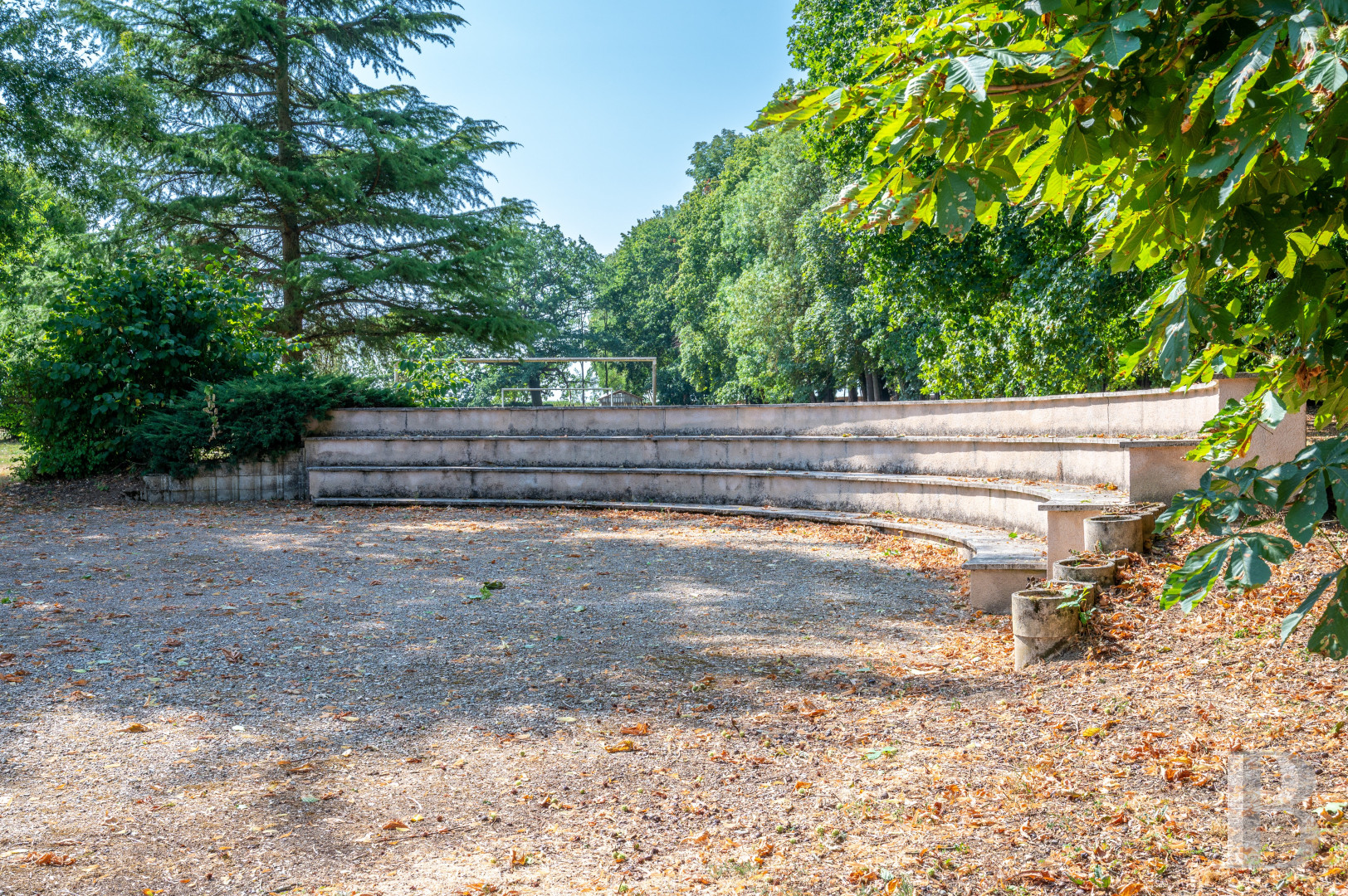 Dans l’Yonne, à équidistance de Paris, Lyon et Genève, une ancienne place forte médiévale et son parc aménagés pour accueillir calmes séjours et grands événements  - photo  n°44